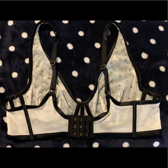 Unlined Mesh Full-coverage Plunge Bra - Picture 3 of 6